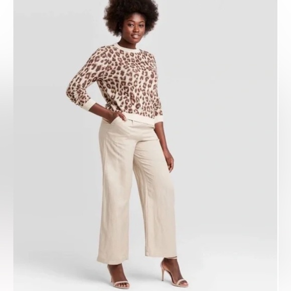 A New Day Women’s Leopard Print Sweater. - Picture 3 of 9